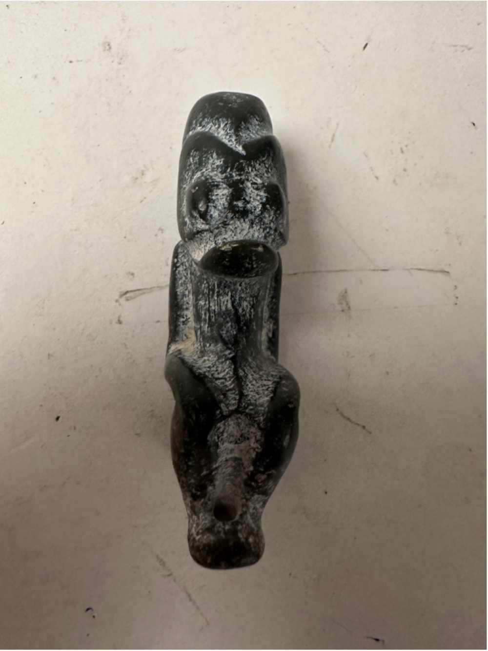 Vintage Carved Dark Soapstone Figural Pipe Sculpture Inuit Indigenous Style 3.5"